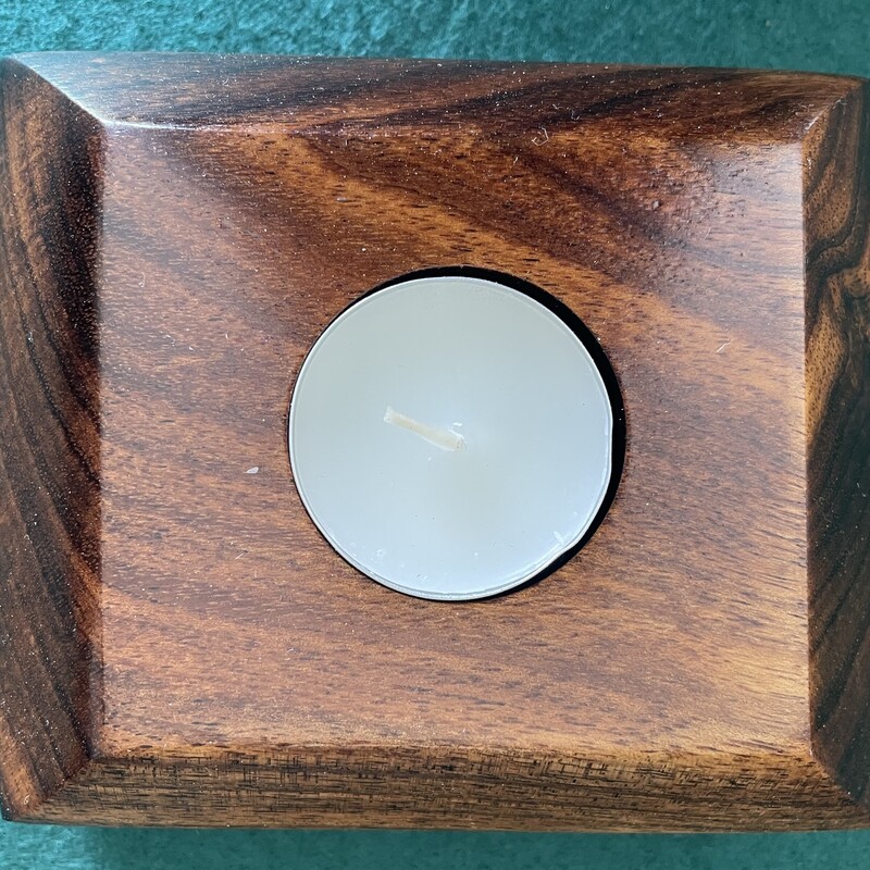 Tealights Holder - 1 Light Knysna Blackwood TH01KBL001  120x110x45mm
  R160.00