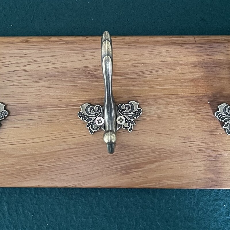 Coat Rack - Afrormosia 5 Hooks CR05AFR001 555x117x22mm  R980

