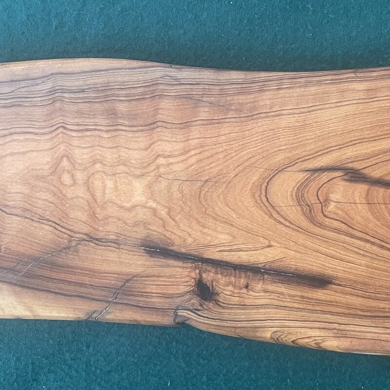 Serving Board - Wild Olive MISBWOL001 540x170x25mm
R565.00  SOLD