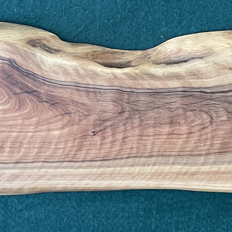 Serving Board - Wild Olive MISBWOL004 760x135x25mm
R565.00   SOLD
