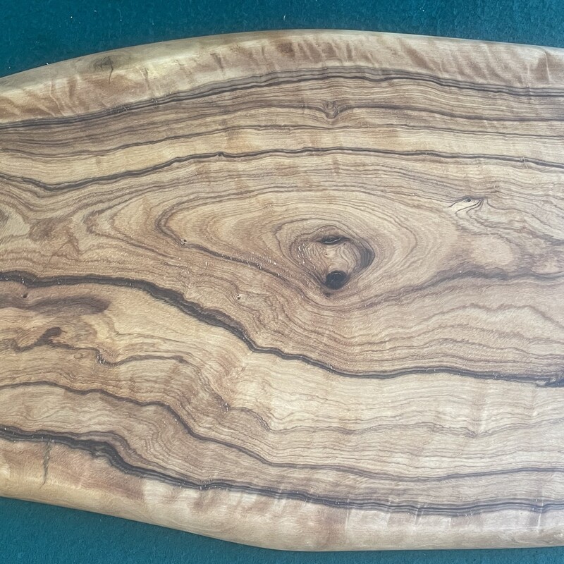 Serving Board - Wild Olive MISBWOL008 495x280x25mm
R595.00   SOLD